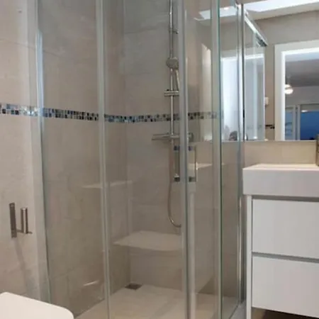 Luxury With Heated Pool For 12 To 14 People