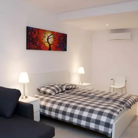 Villa Luxury With Heated Pool For 12 To 14 People Fuengirola