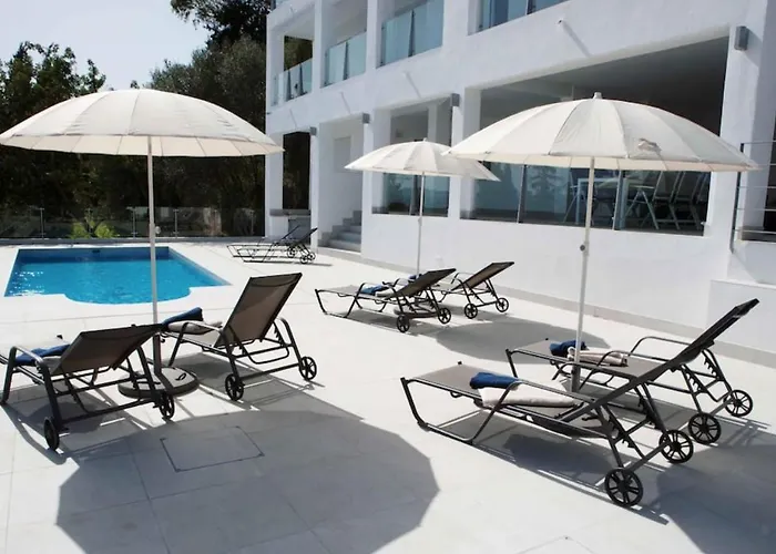 Luxury With Heated Pool For 12 To 14 People Villa Fuengirola
