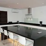 Luxury With Heated Pool For 12 To 14 People Villa Fuengirola