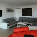 Luxury With Heated Pool For 12 To 14 People Villa